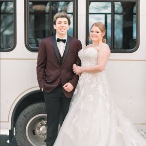 Meet your Posher, Kendra